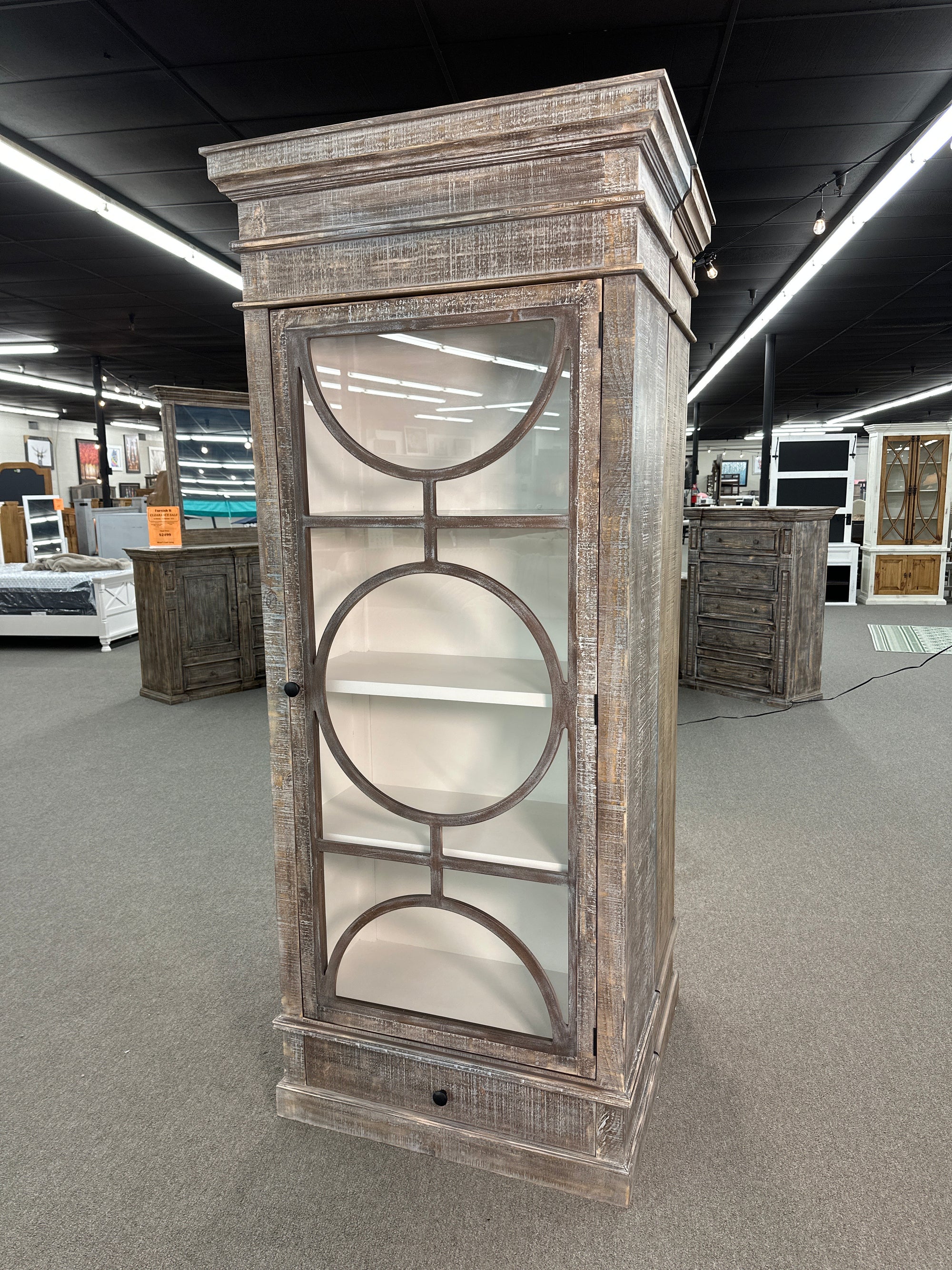 WDM-268-2 FI Circle Vitrine