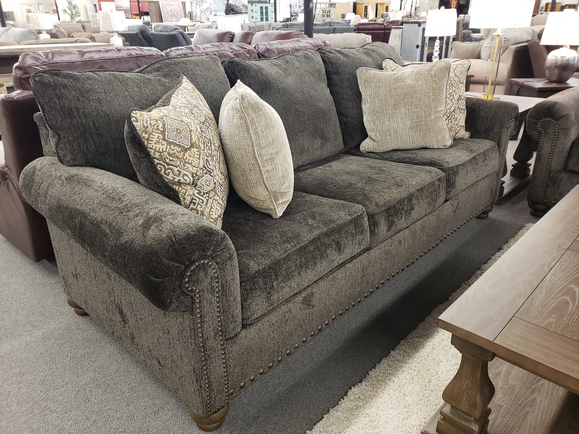 917 FI-A Sofa And Loveseat