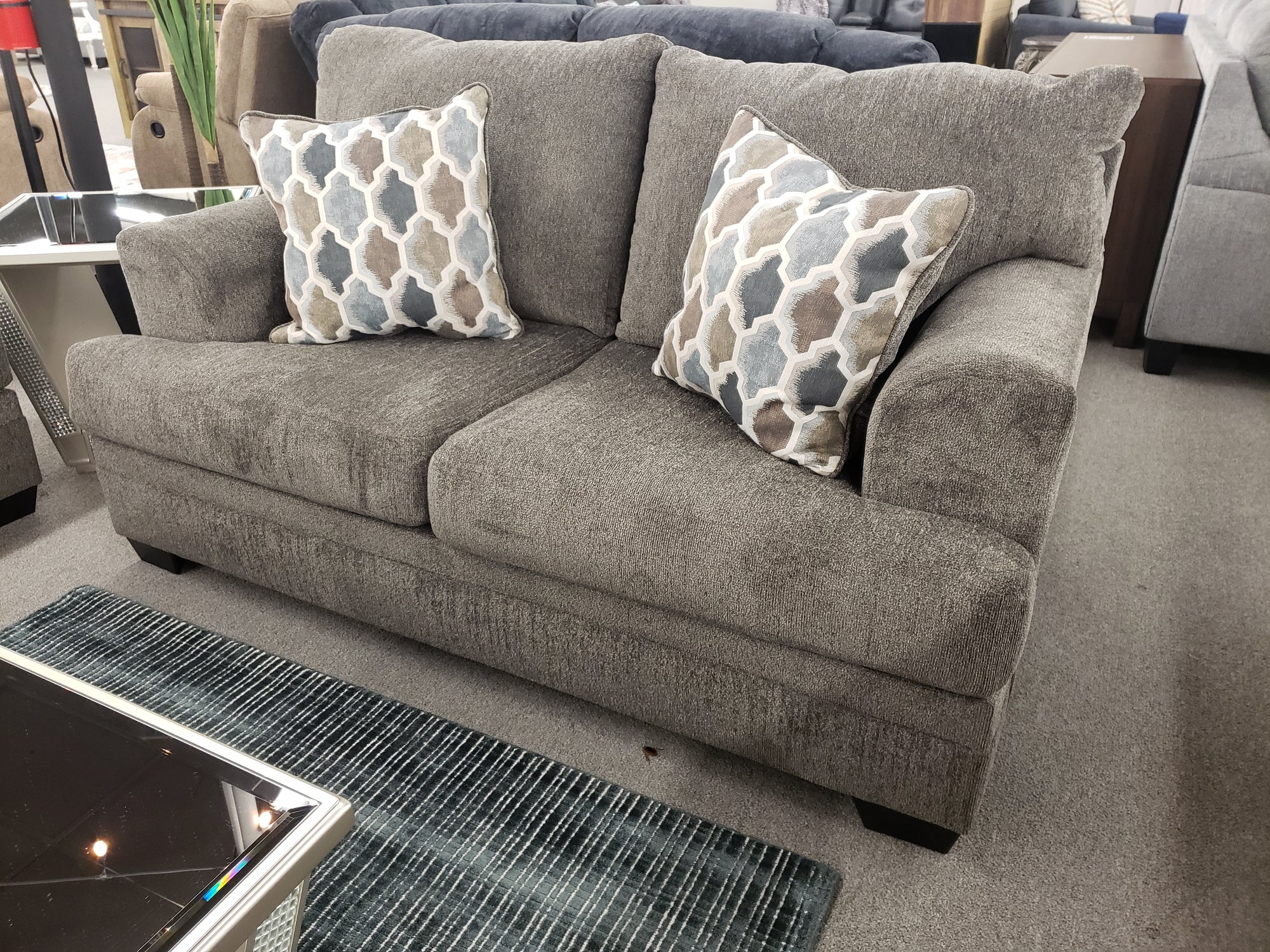 883 FI-A Sofa And Loveseat