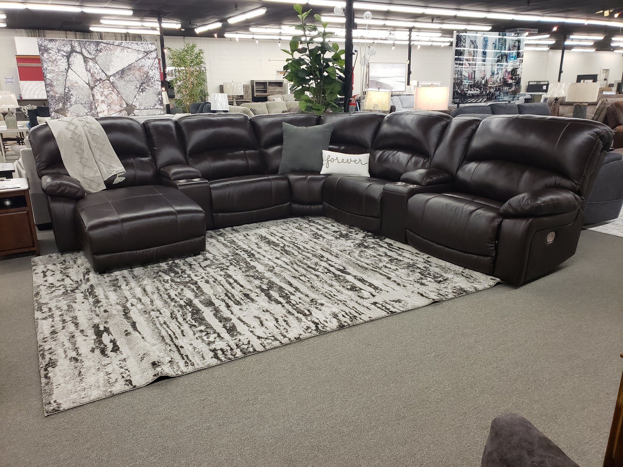 U635 FI-A Leather Powered 8pc Sectional