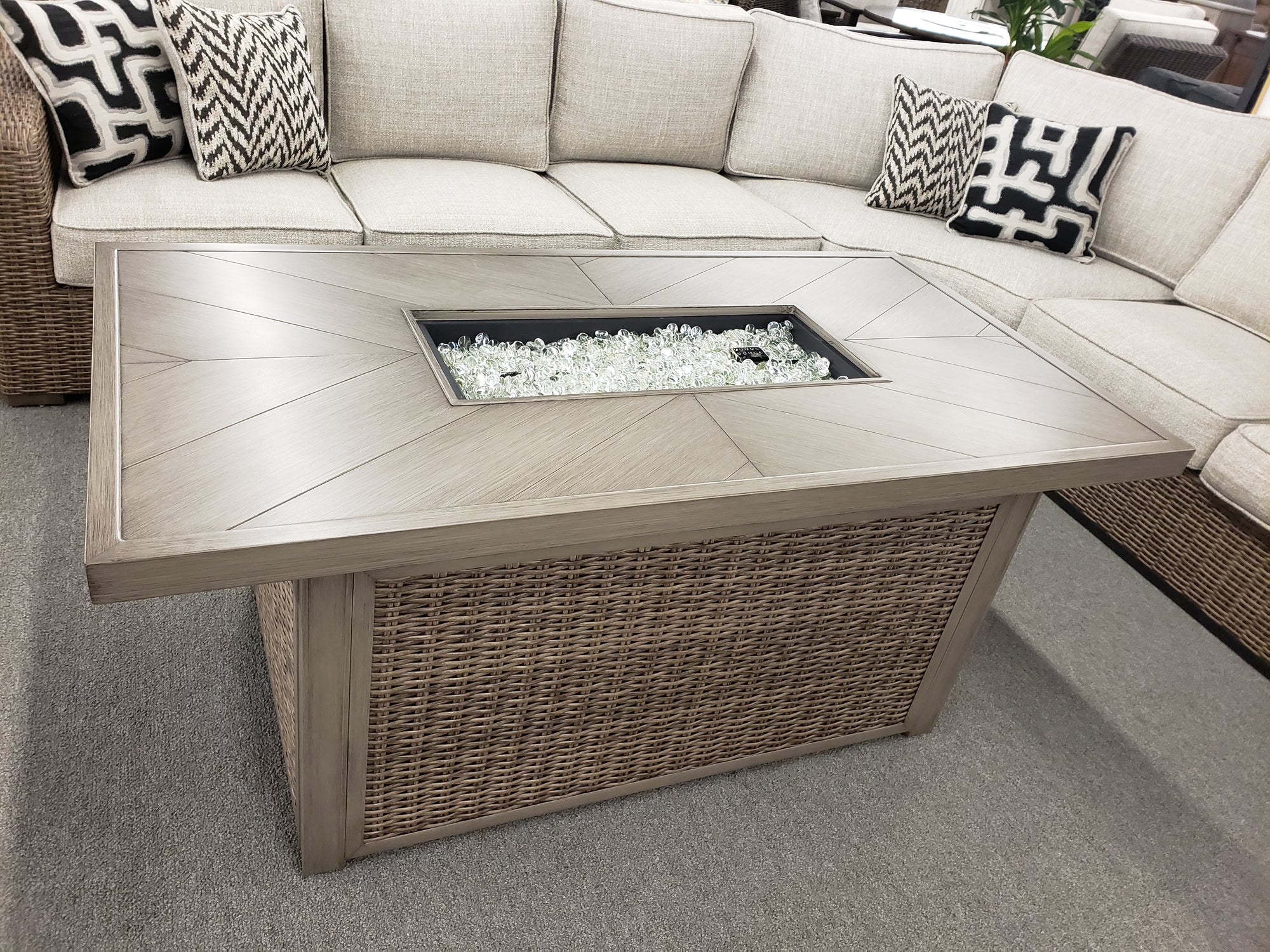 P802 FI-A 4PC Outdoor Seating Set/Sectional