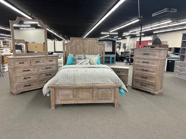 Royal FI-J Queen Bed Set