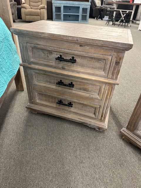 Royal FI-J Queen Bed Set