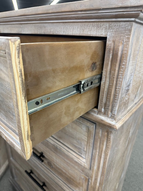 Royal FI-J Queen Bed Set