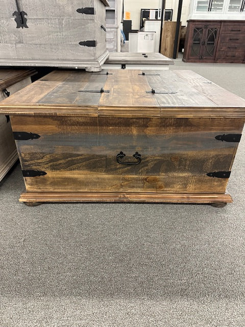 Jon-ARC-10-FI-J Double Storage Trunk