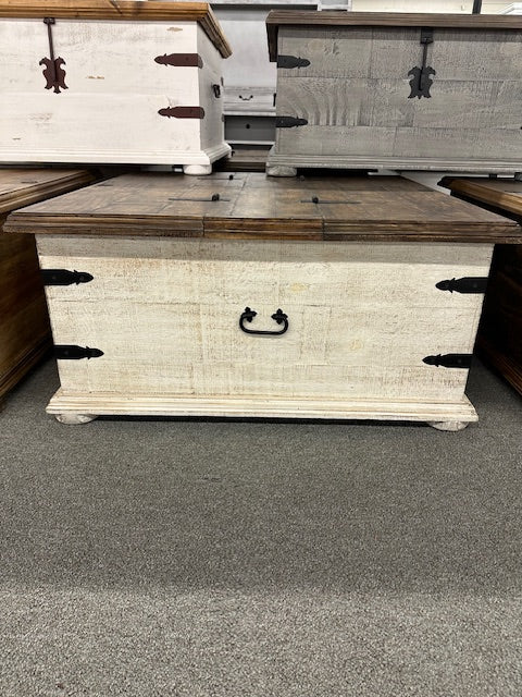 Jon-ARC-10-FI-J Double Storage Trunk