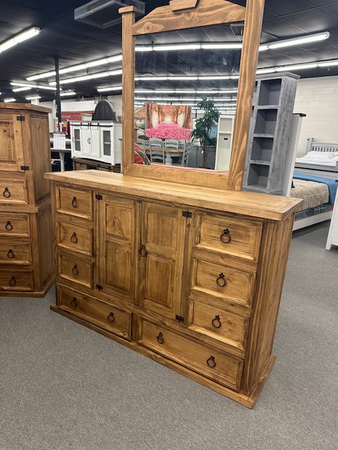 Starless Natural Mansion Bed Set