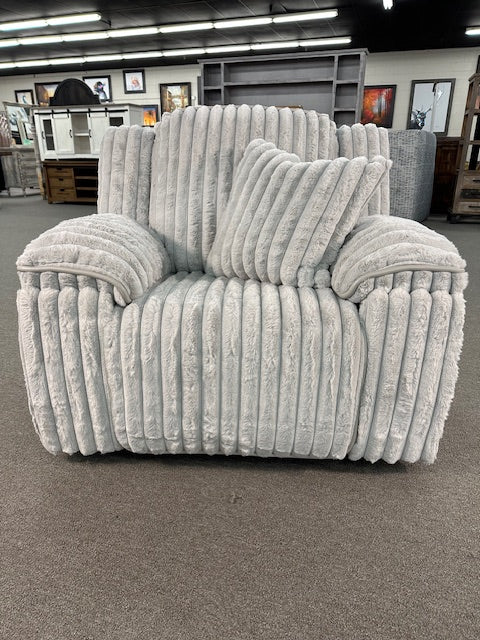 81829 FI-CHM Powered Recliner