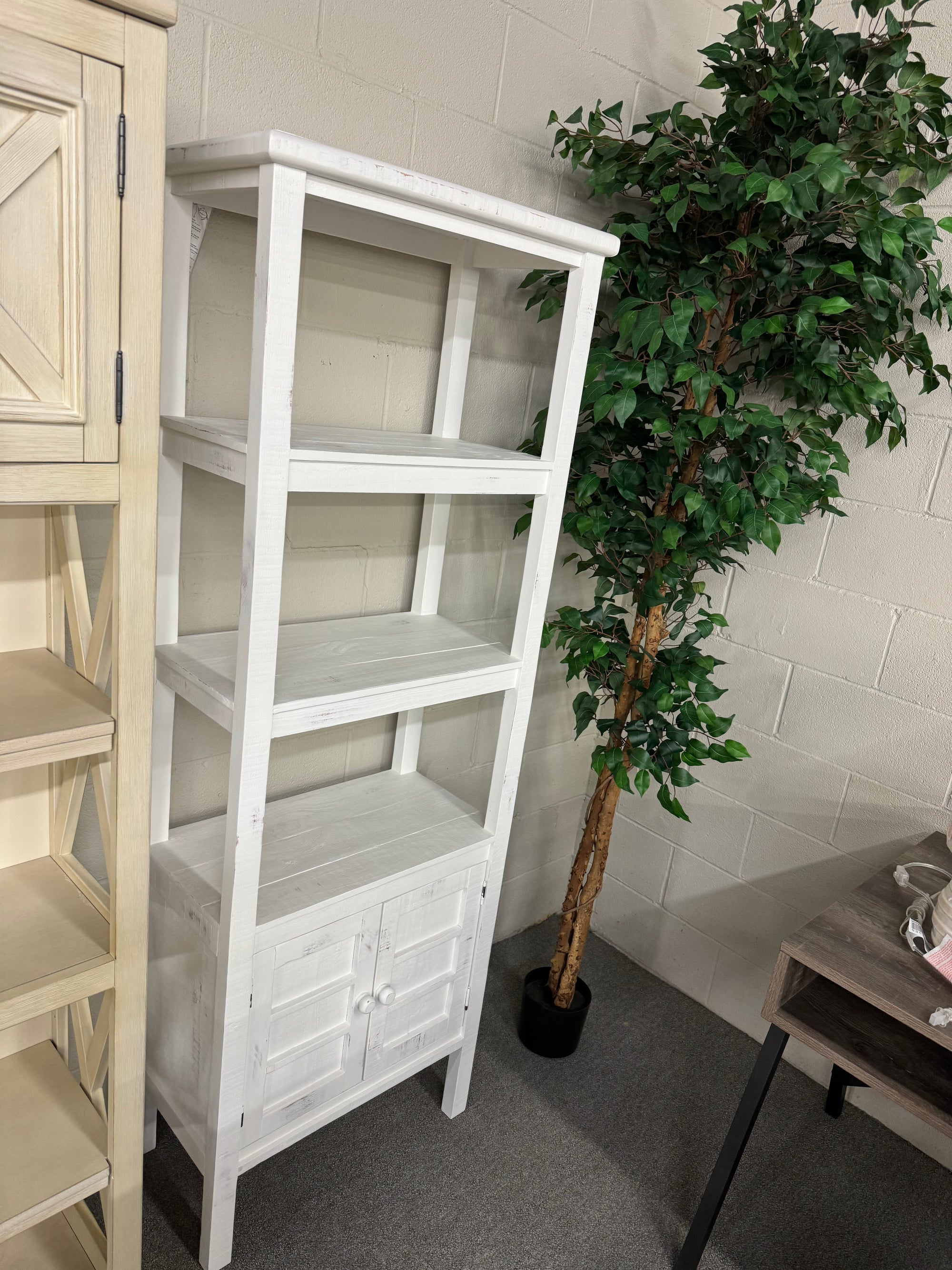 WCL-299 Saint Bookcase (Nero White)