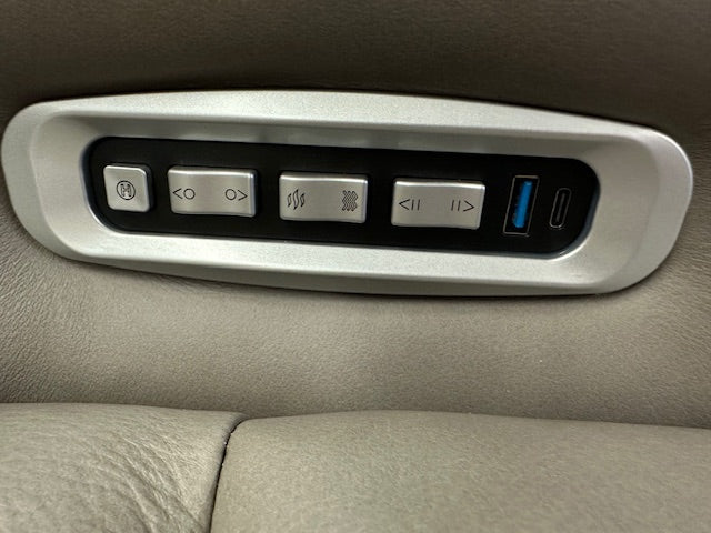 PCU210 FI-A Zero Gravity Leather Sofa & Loveseat W/Heat & Air Massage