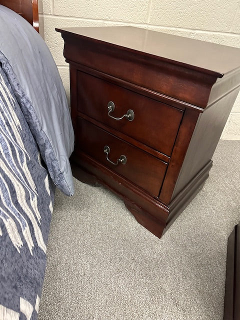 B487 FI-A Queen Bed Set