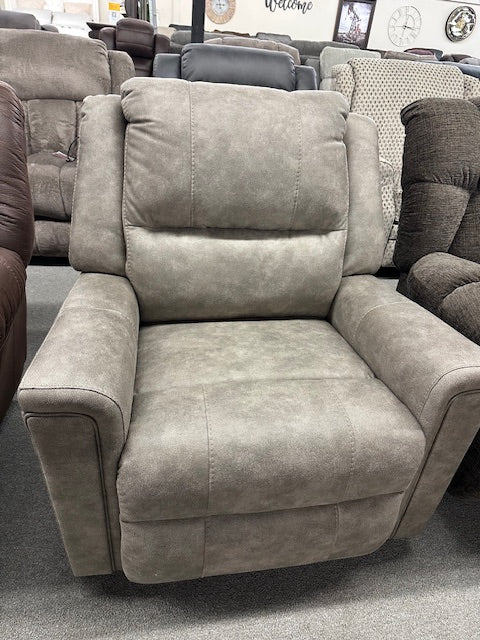 PC641 FI-A Rocker Recliner