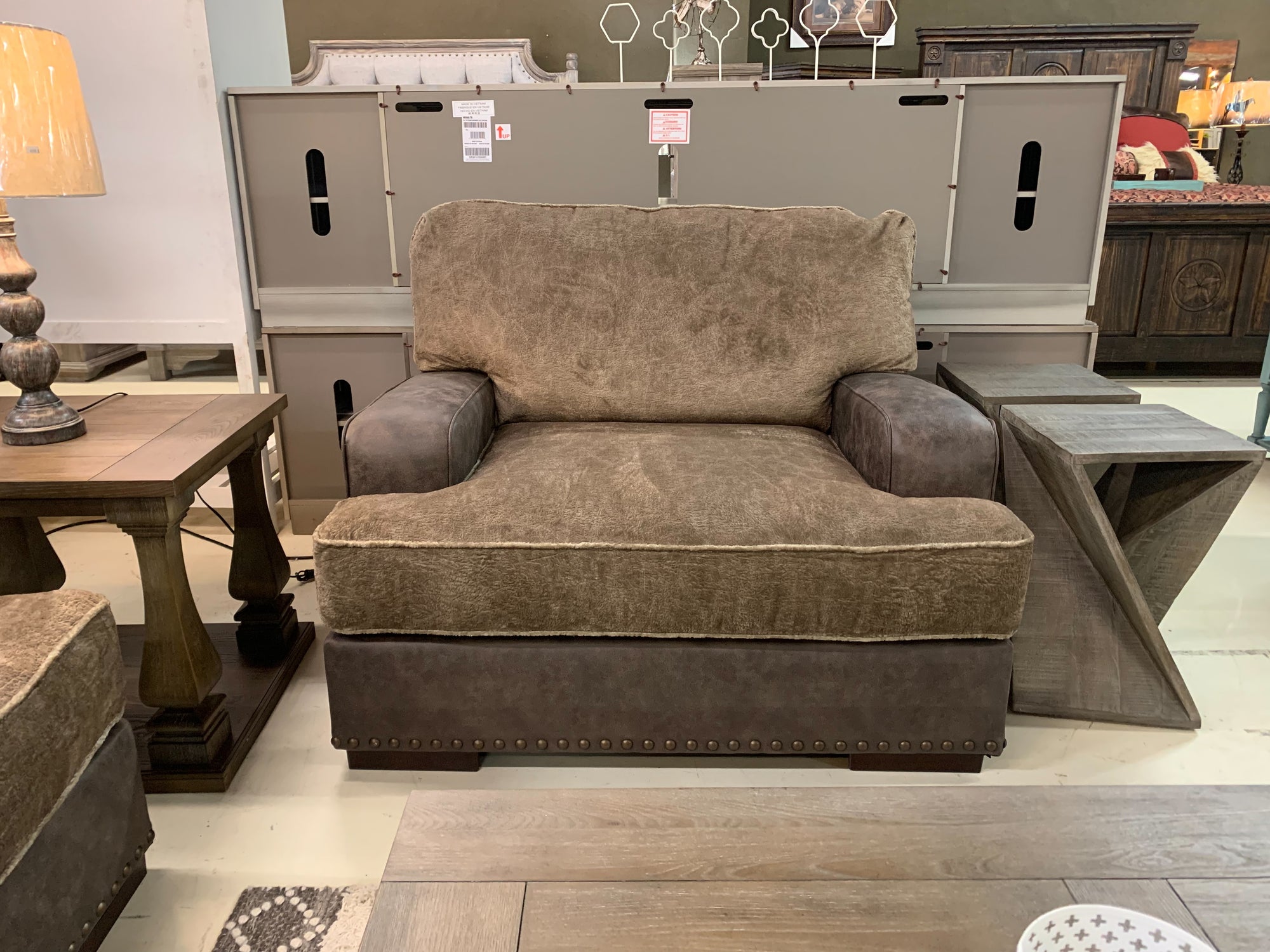298 FI-A Sofa and Loveseat
