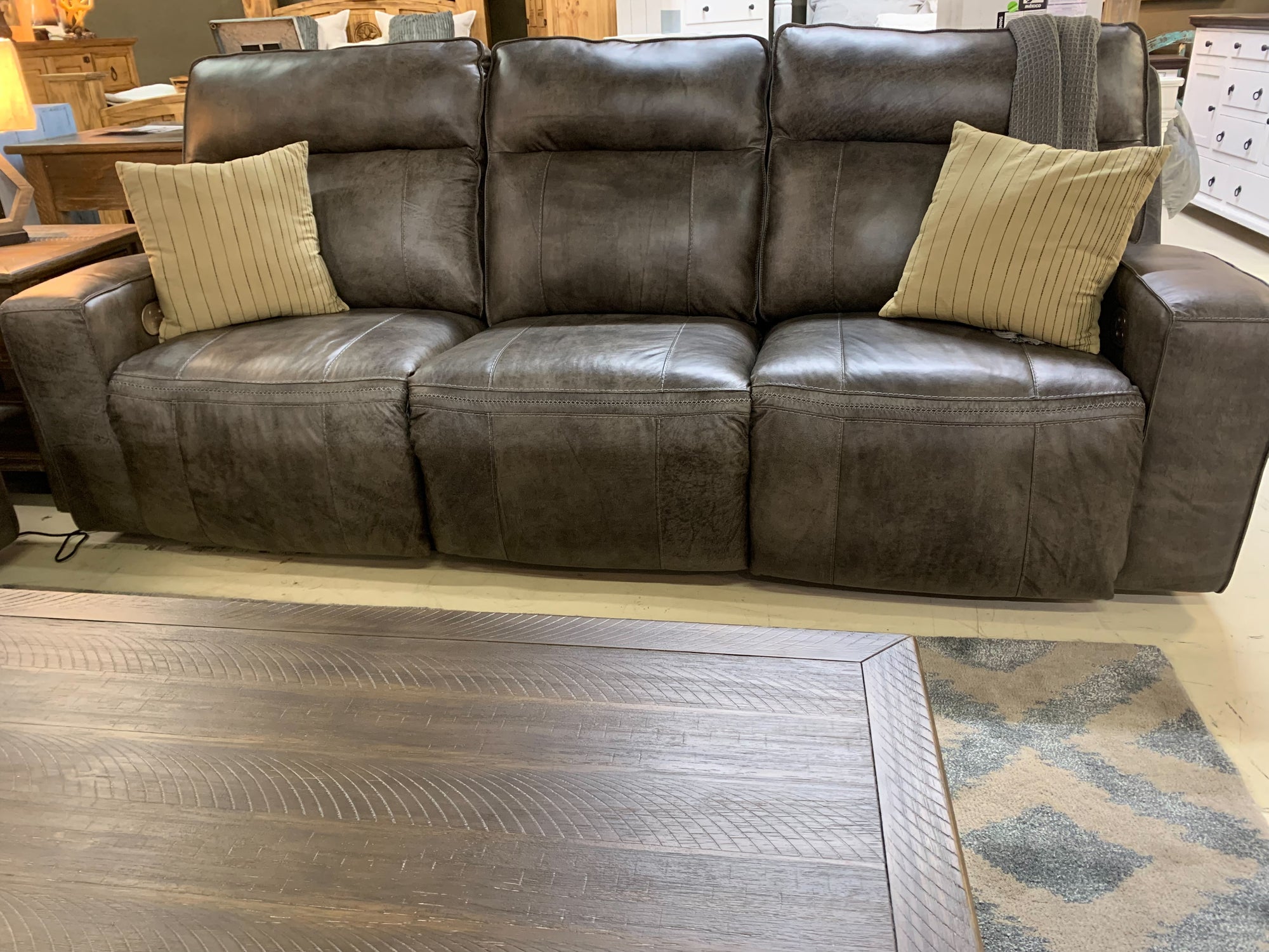 U263 FI-A Leather Powered Recline Sofa and Loveseat