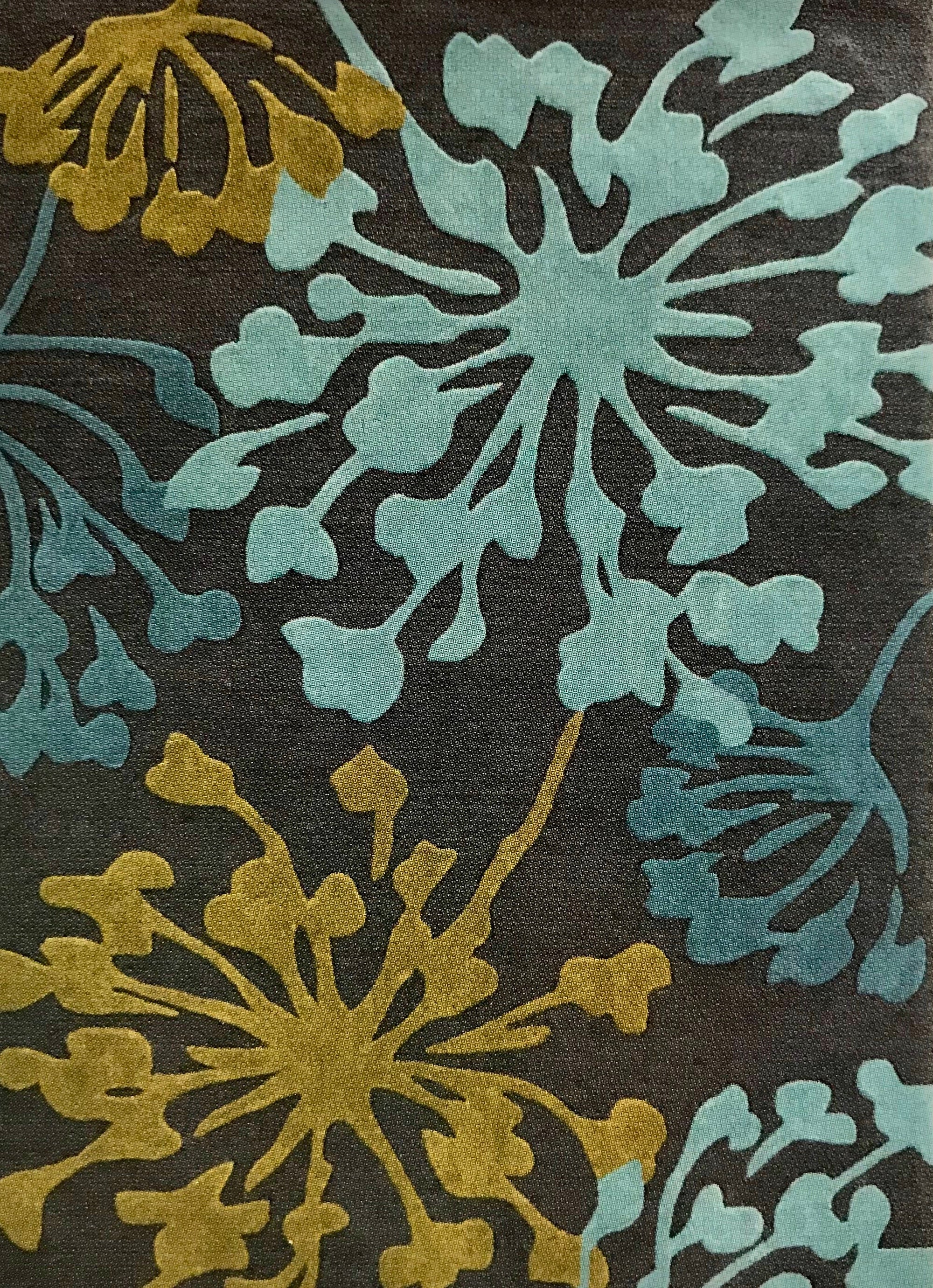 TA52368FIP Trio Flowers Rug - Grey and Aqua 5 x 7