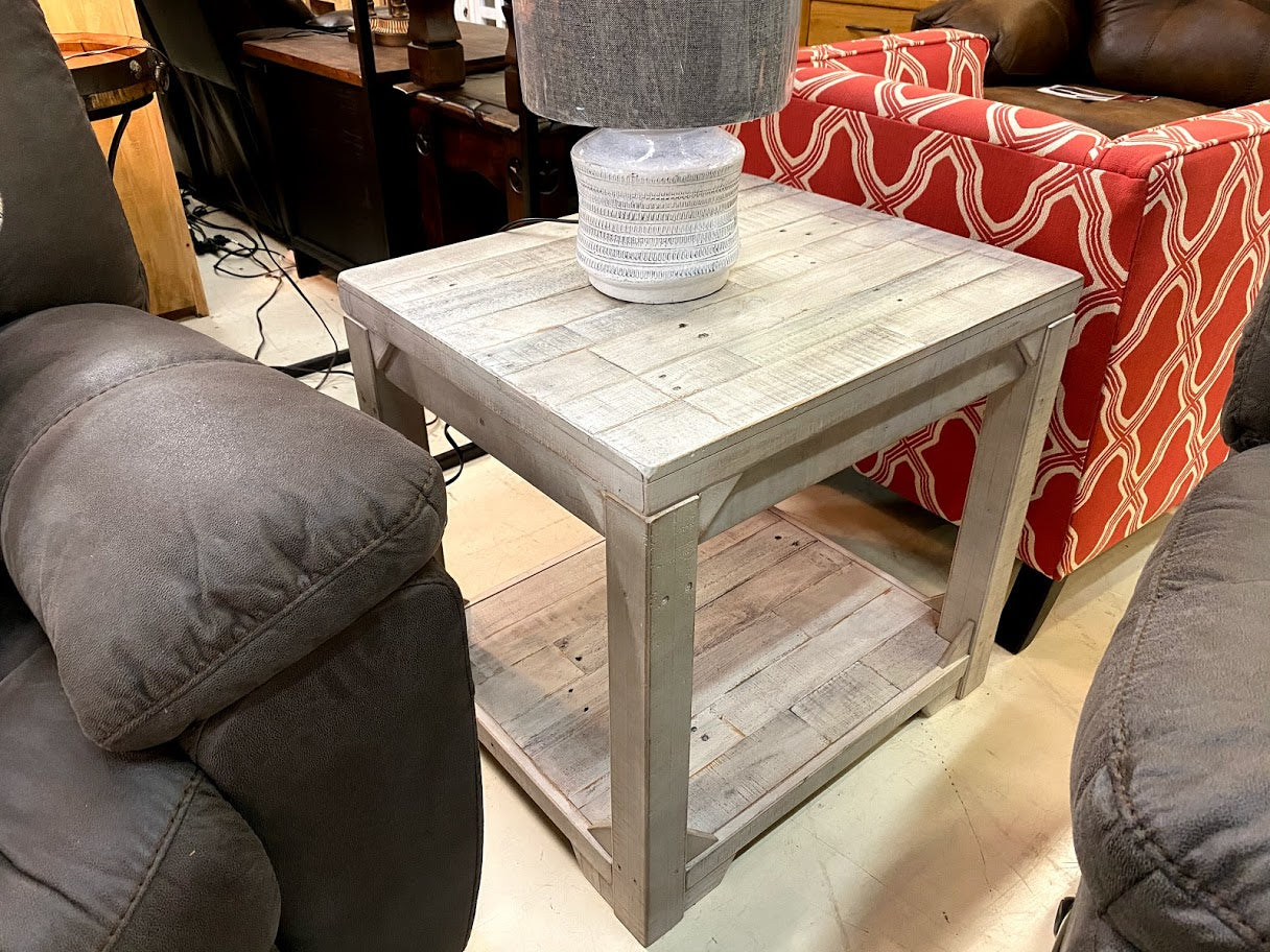 T866 FIA Lift Top Cocktial Table