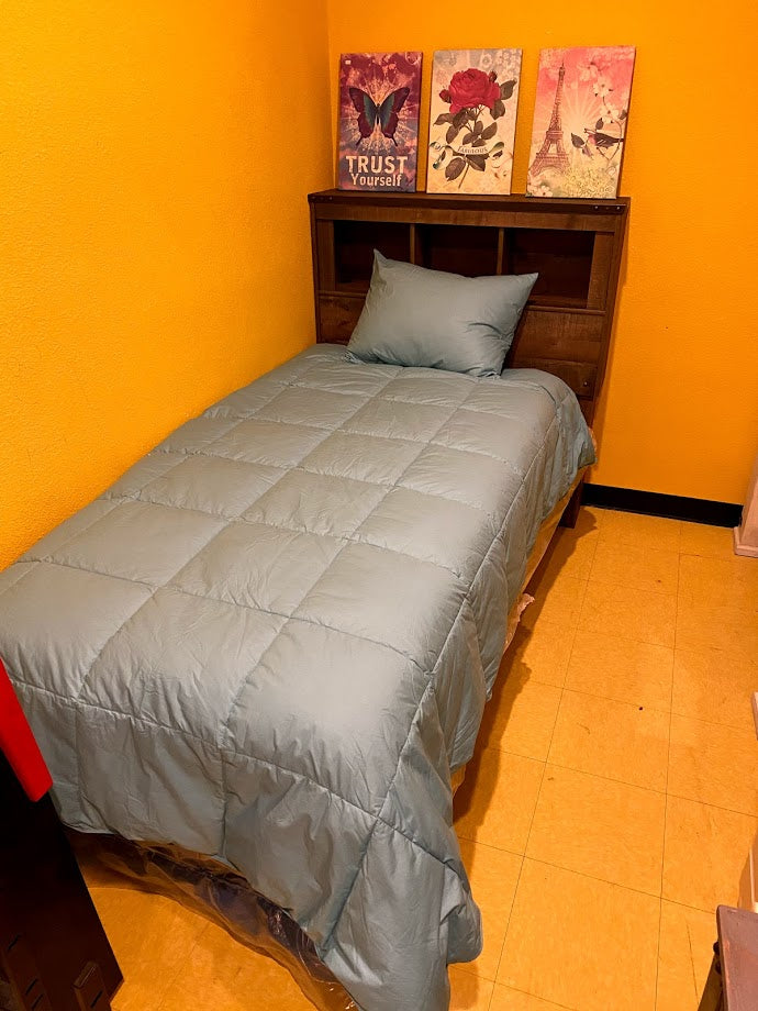 B557-74 FI-A Twin Bookcase Headboard