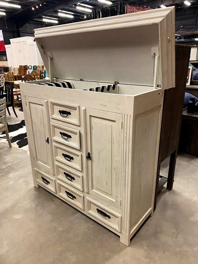 Gun Dresser