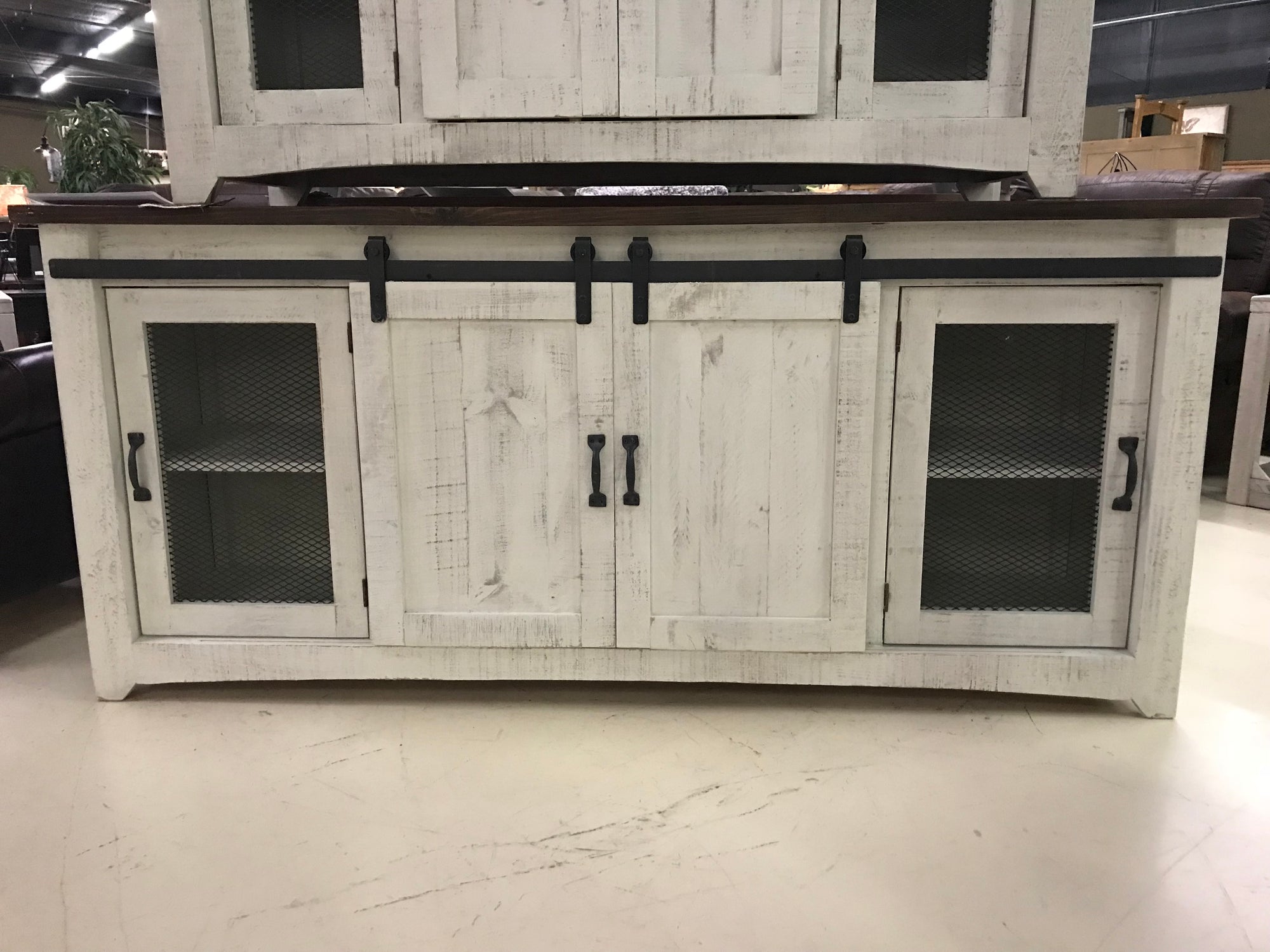 2133FI Barndoor  70" TV Stand with Mess Distressed White