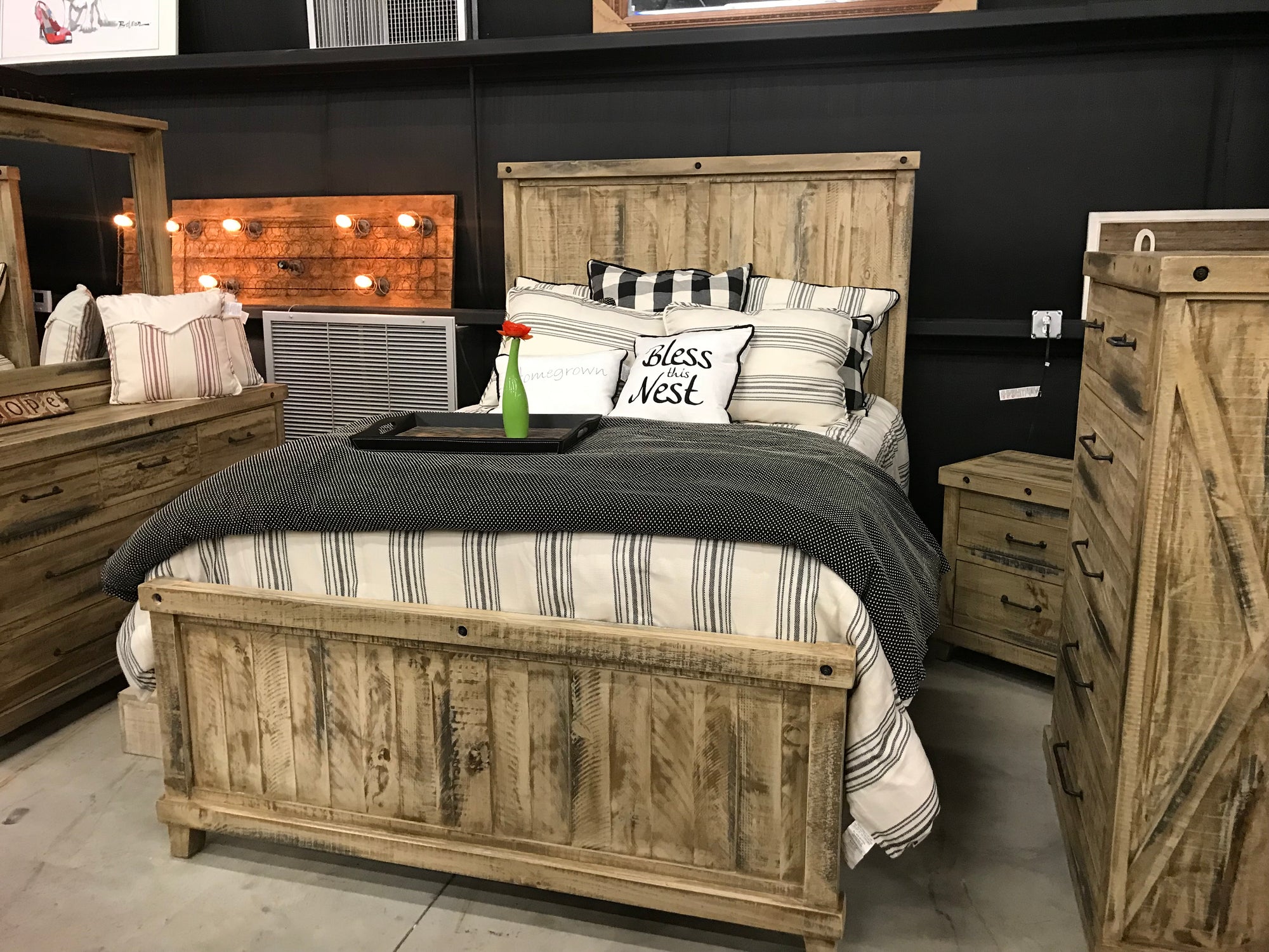 Smoke Indie FI-M Queen Bedroom Set