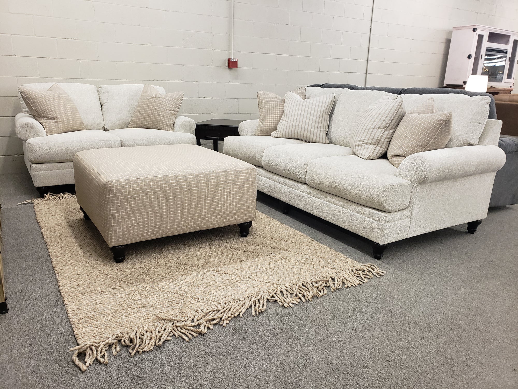 468 FI-A Fabric Sofa and Loveseat