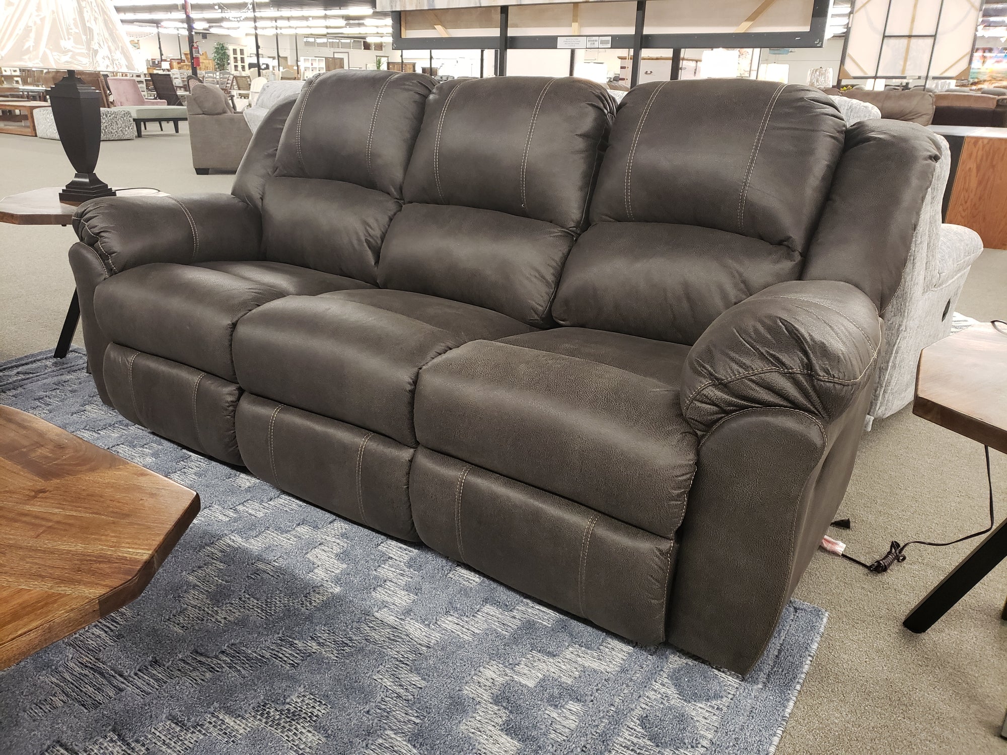 324 FI-HS Reclining Sofa And Loveseat