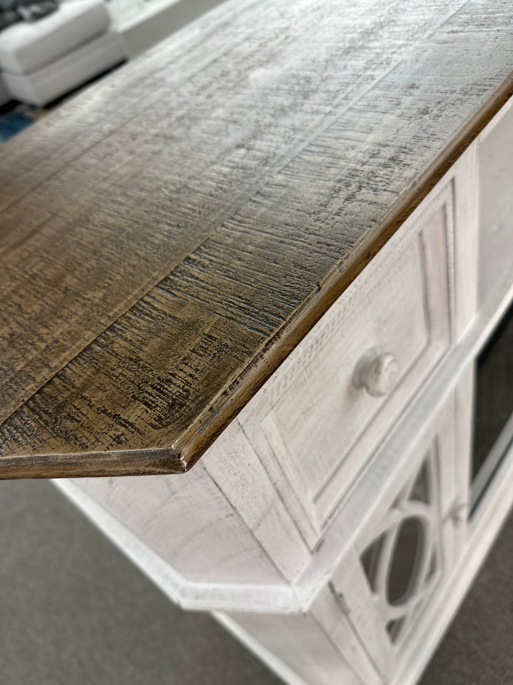 WDA-319 Fish Fireplace Console