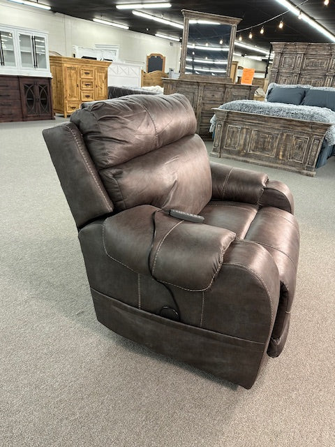 413 FI-CNJ PWR Recliner W/ADJ Headrest, Lumbar, Heat, Massage