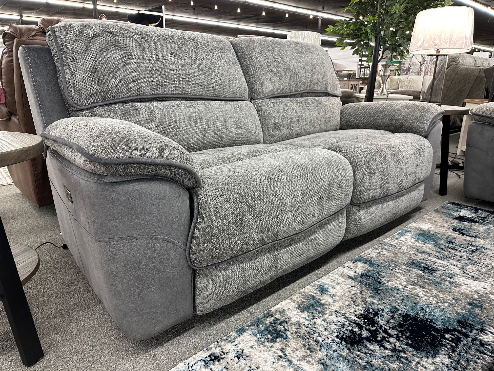 0324 FI-CHM Powered Reclining Sofa & Loveseat