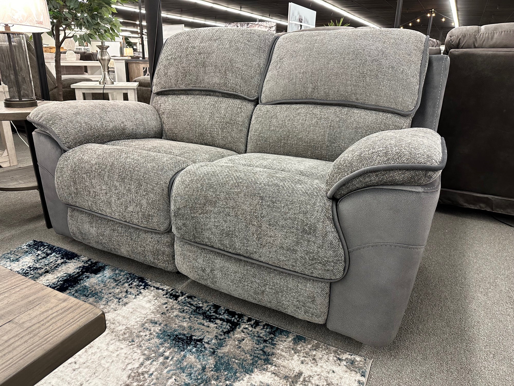 0324 FI-CHM Powered Reclining Sofa & Loveseat