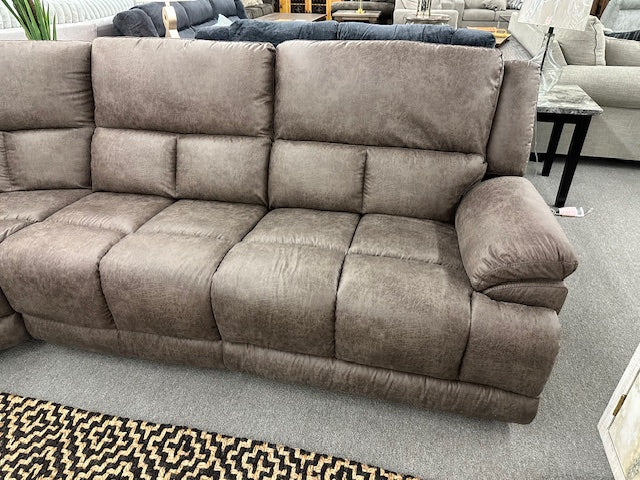 81886 FI-CHM 6pc Sectional W/3 Powered Recliners