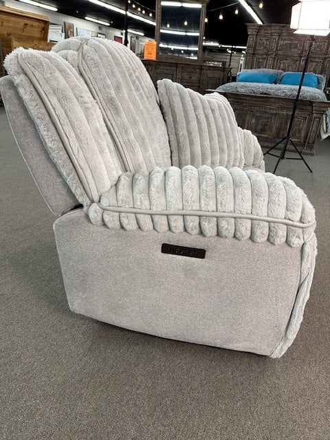 81829 FI-CHM Powered Recliner