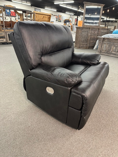 U769 FI-A Powered Zero Wall Leather Recliner