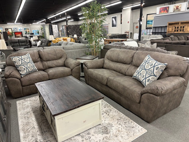 5641 FI-CNJ Sofa & Loveseat