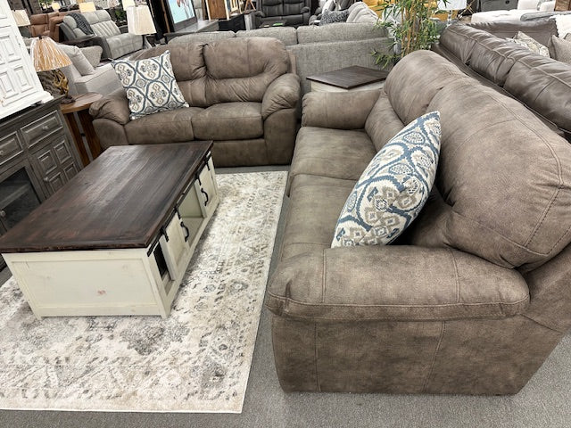 5641 FI-CNJ Sofa & Loveseat