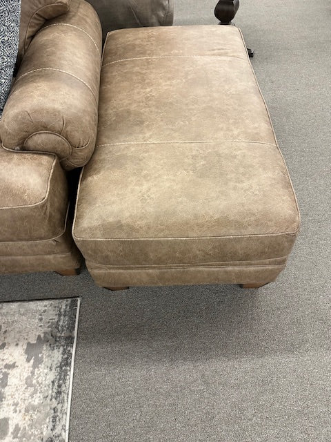 068 FI-F Deep Seat Sofa & Loveseat