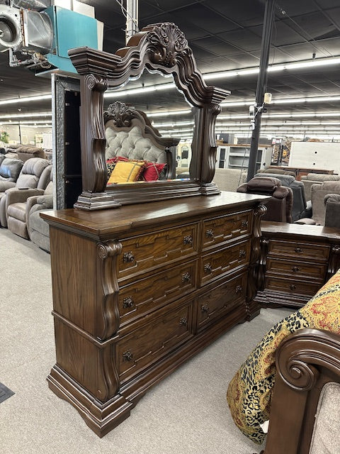 B058 FI-A Bedroom Set