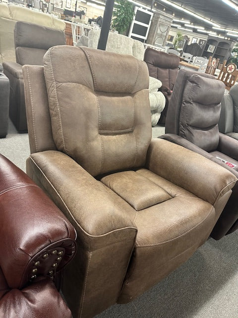 PC767 FI-A Rocker Recliner W/Heat And Massage
