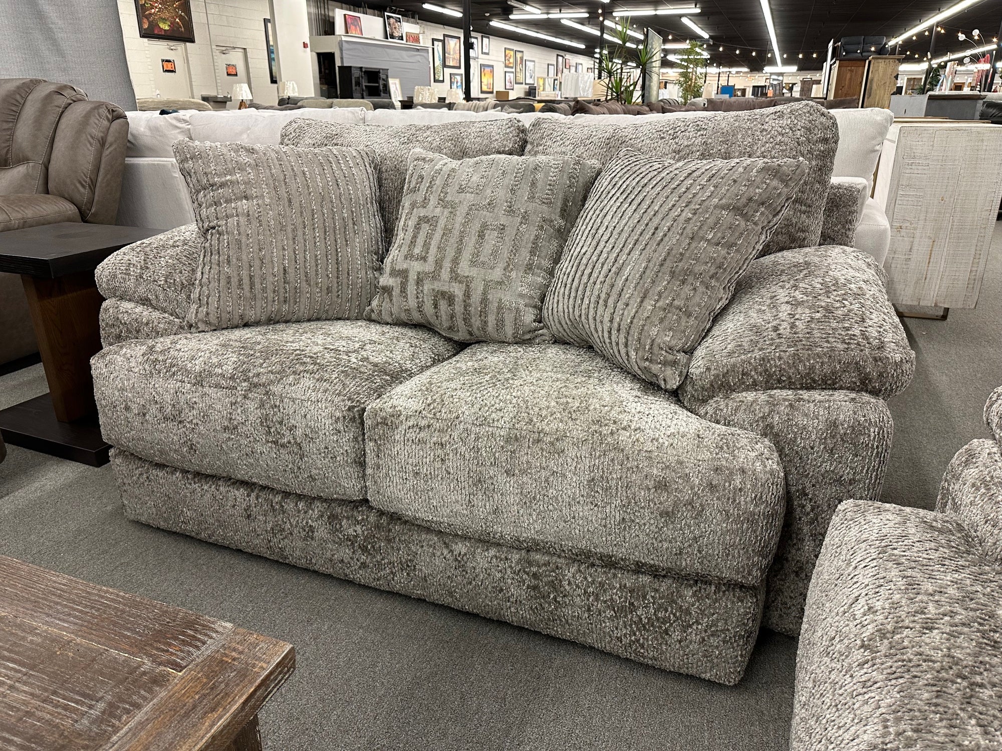 3307 FI-CNJ Sofa and Loveseat