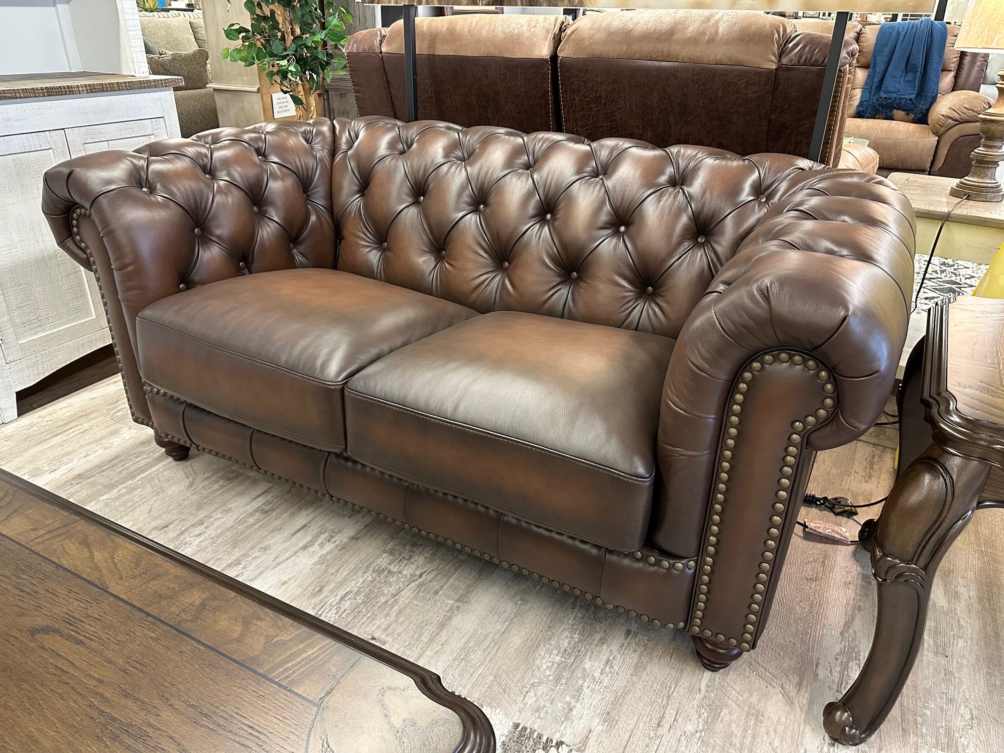 77096 FI-HL Leather Sofa & Lovesseat