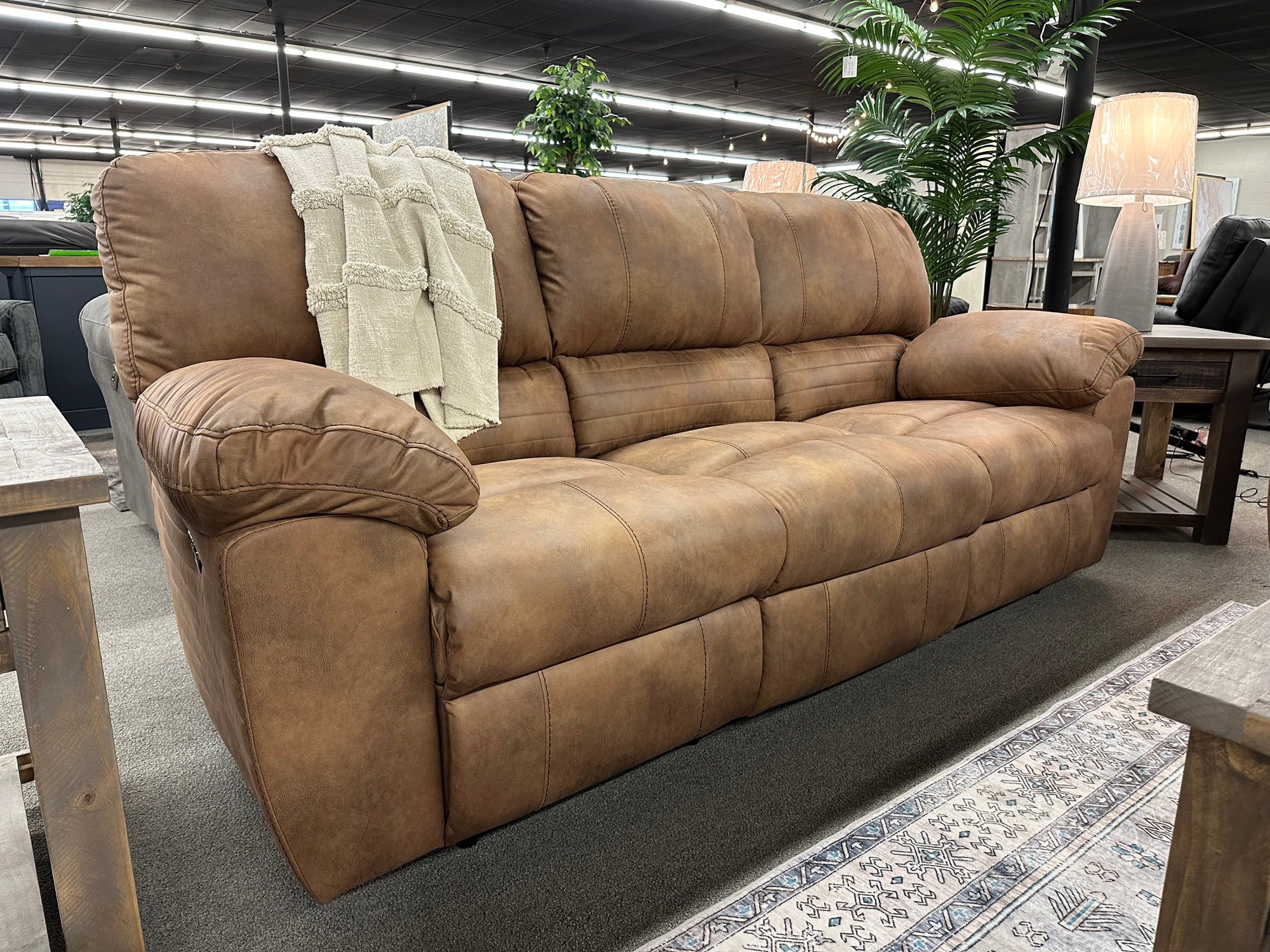 220 FI-CNJ Power Reclining Sofa & Loveseat
