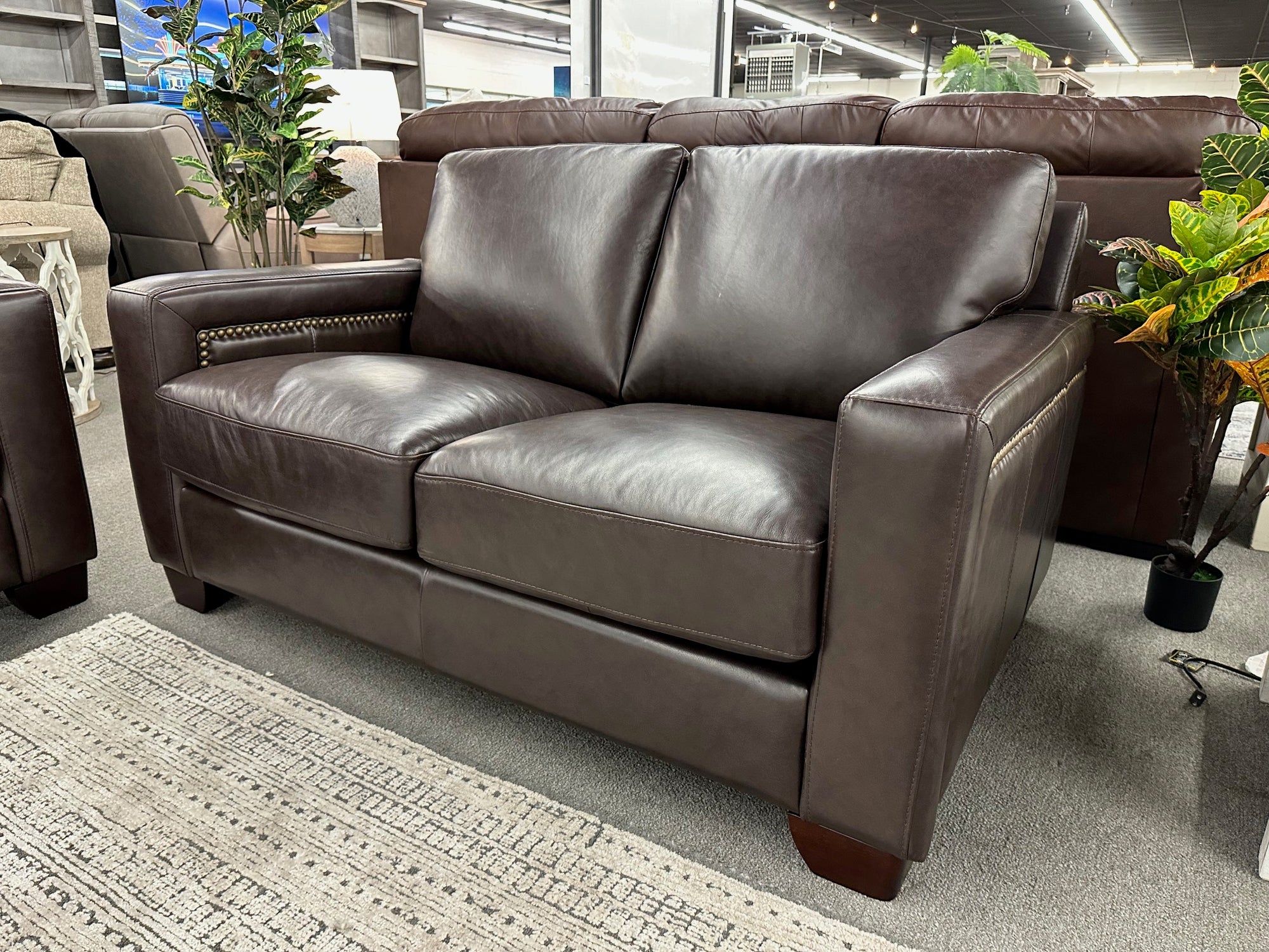 8469 FI-HY Leather Sofa and Loveseat