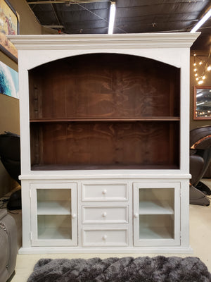 DON-371 Entertainment Center
