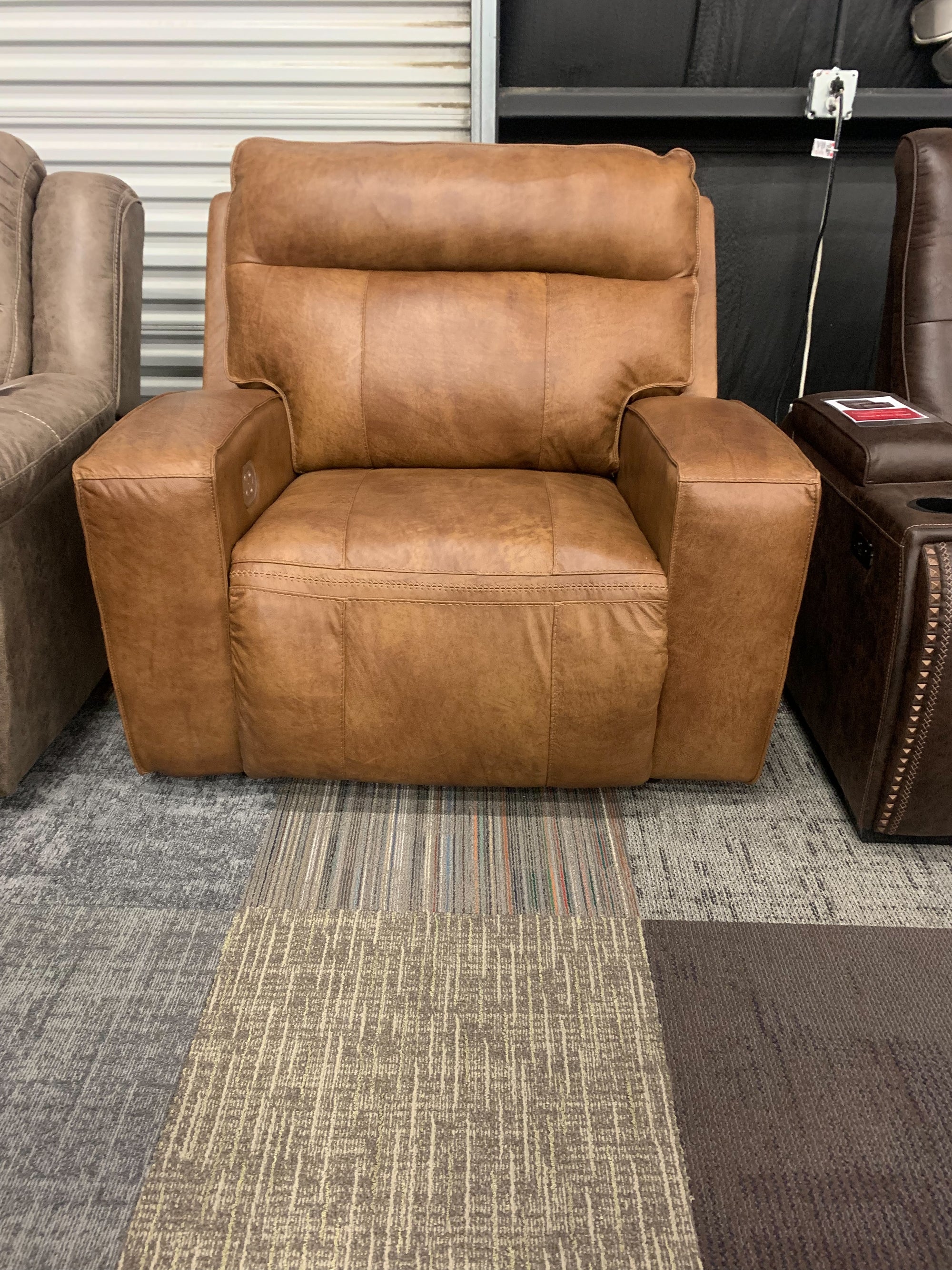 U263 FI-A Leather Powered Recline Sofa and Loveseat