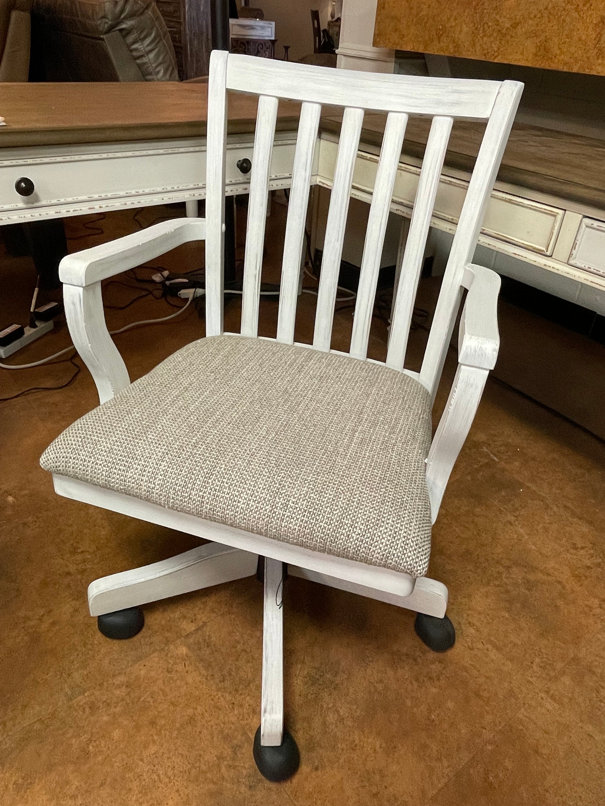H925-12A FI-A Home Office Desk Chair