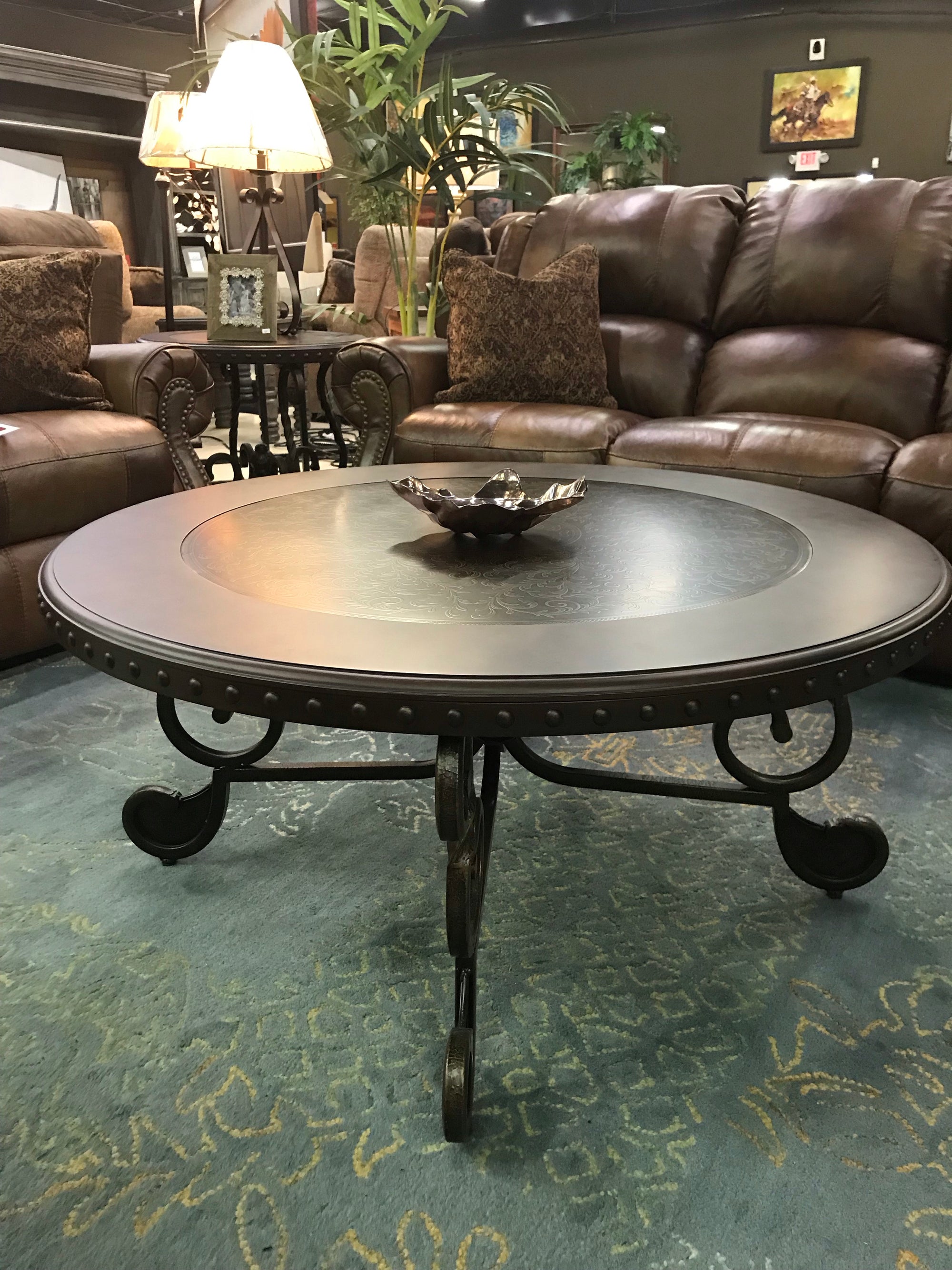 T493FI Round Cocktail Table